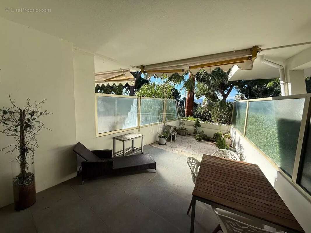 Appartement à CANNES