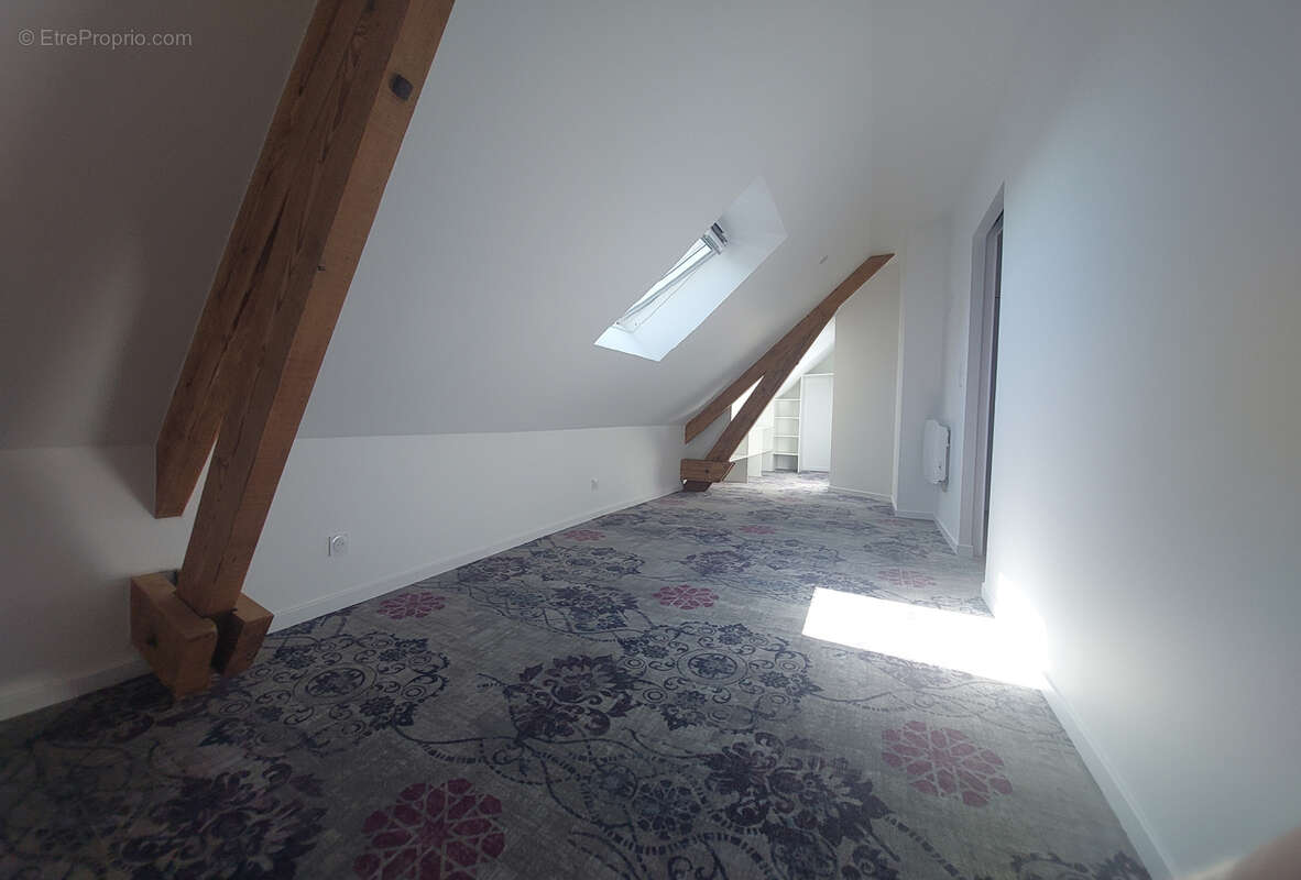Appartement à CHATEAU-GONTIER