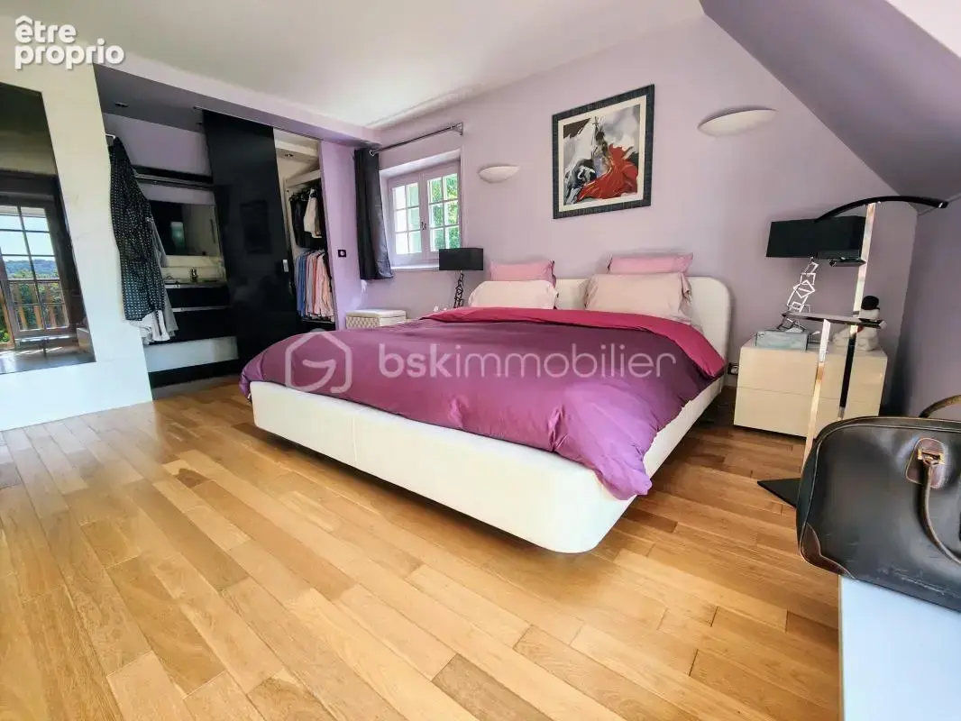 Maison d'exception dans un parc boisé privé avec tennis - photo 16
