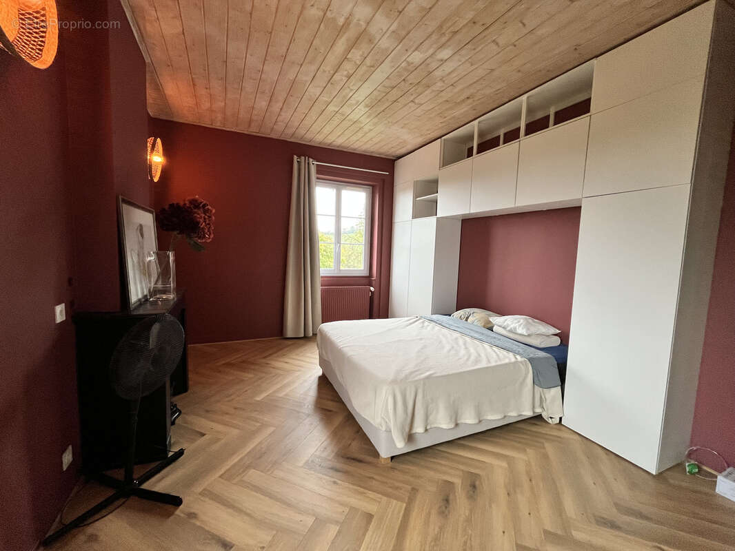 Maison à LA FOUILLOUSE