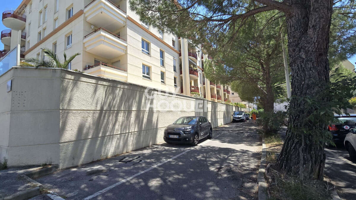 Grand studio 30 M2 avec terrasse et parking  dans résidence de qualité - photo 11