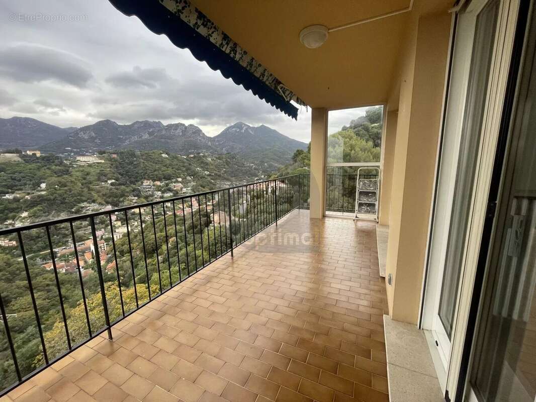 Appartement à MENTON