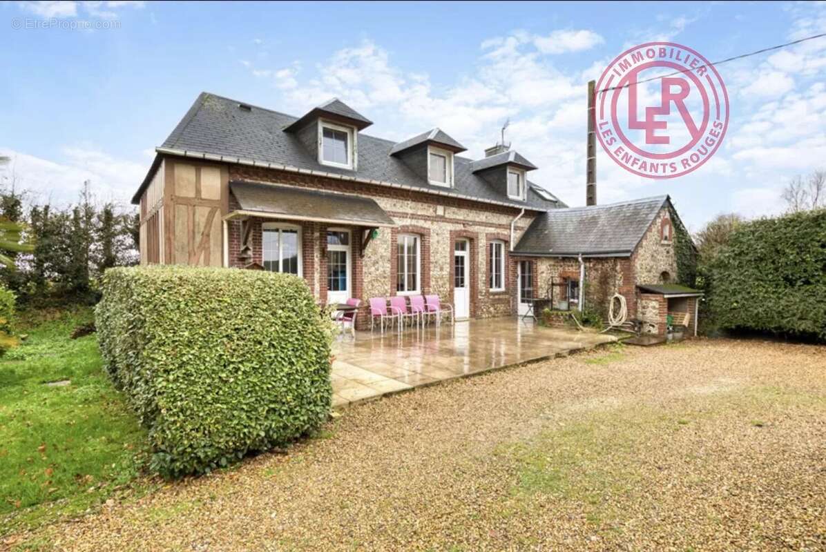 Maison à SAINT-LEONARD