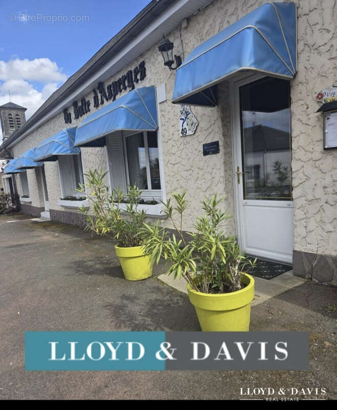 Commerce à GUECELARD