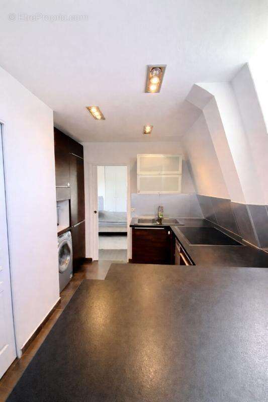 Appartement à LEVALLOIS-PERRET