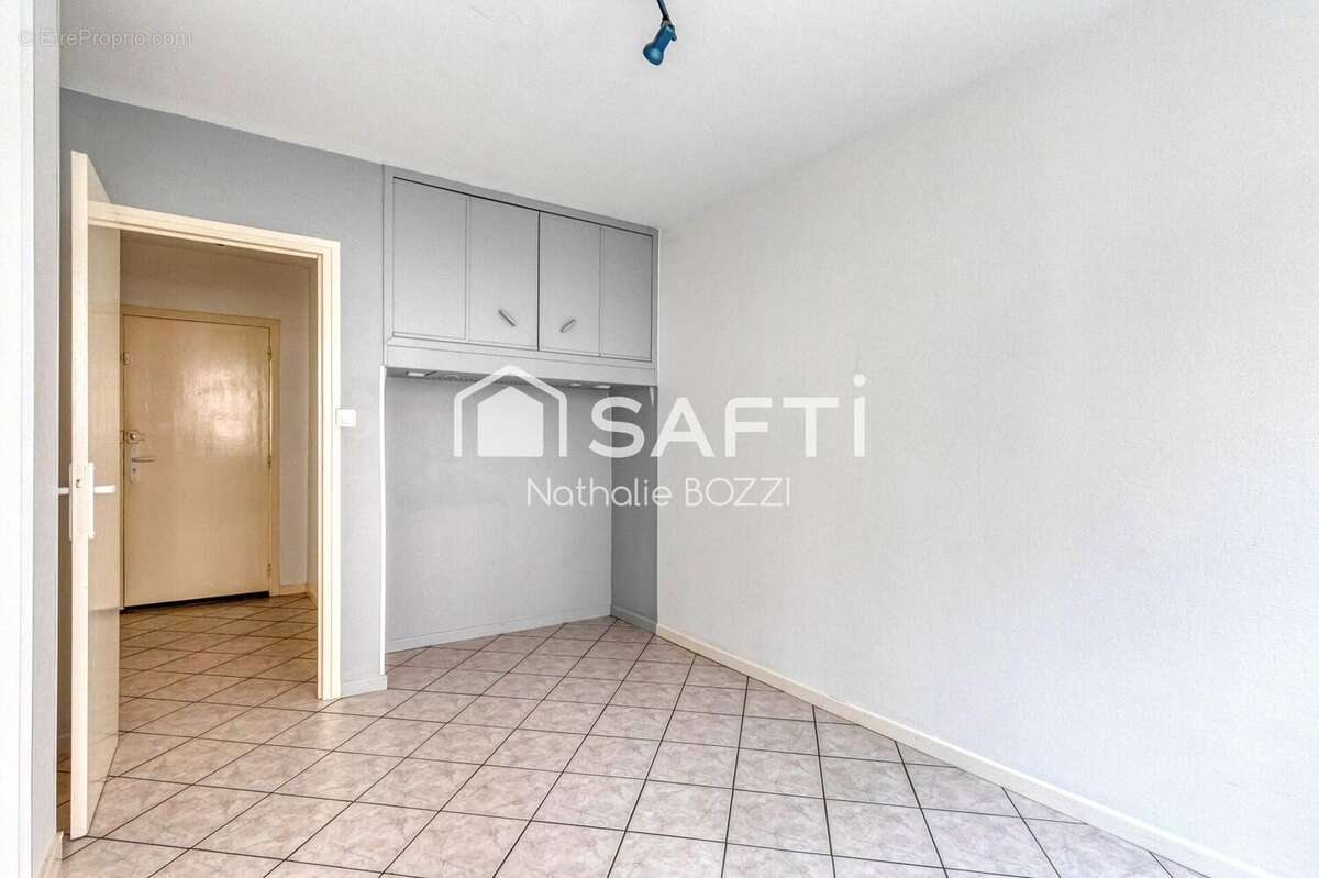 Appartement 35 m² à Grenoble  - photo 4