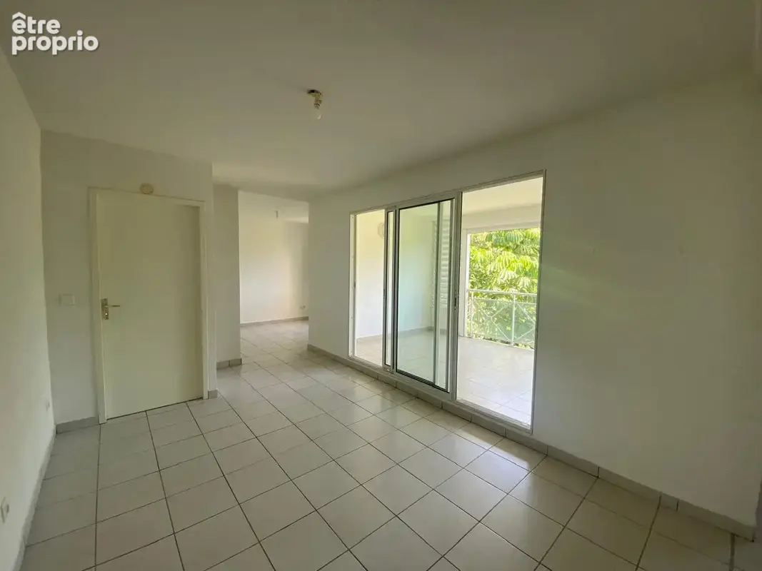 Appartement T2 avec 2 places de parking - photo 1
