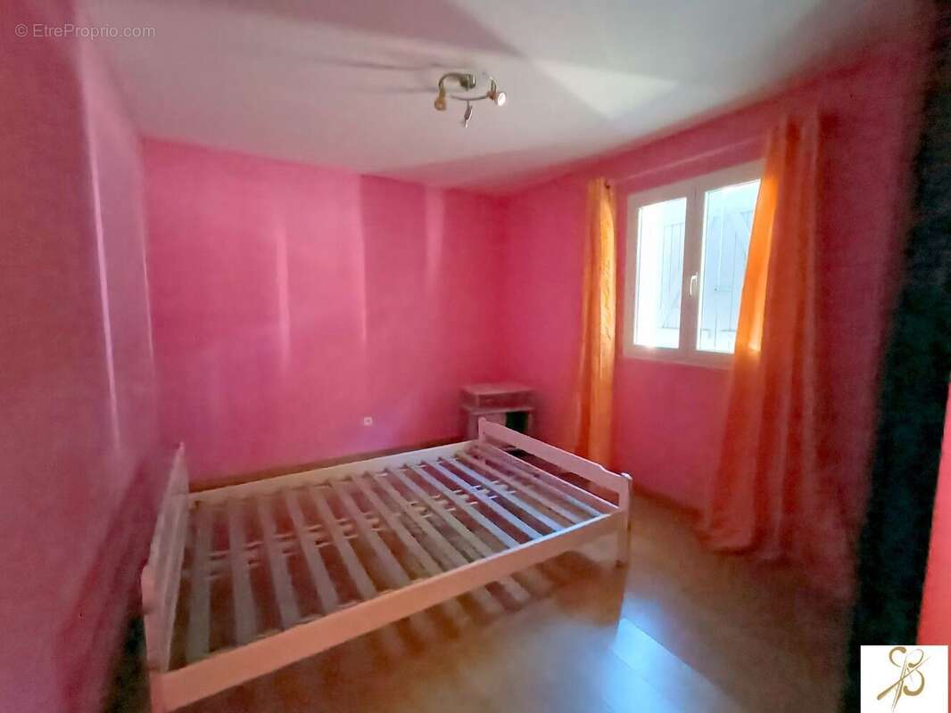 Maison 78 m² à Salernes  - photo 5