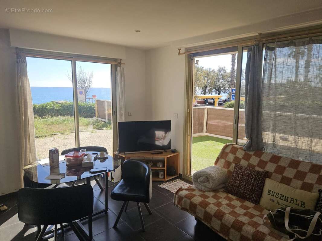 Appartement à VILLENEUVE-LOUBET