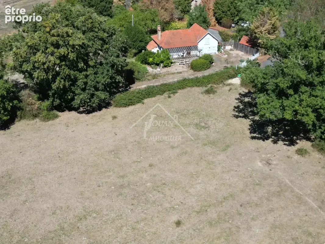 Terrain constructible de 1068 m² - photo 9