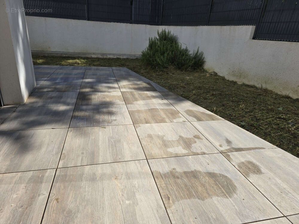 Appartement à SAINT-CYR-SUR-MER