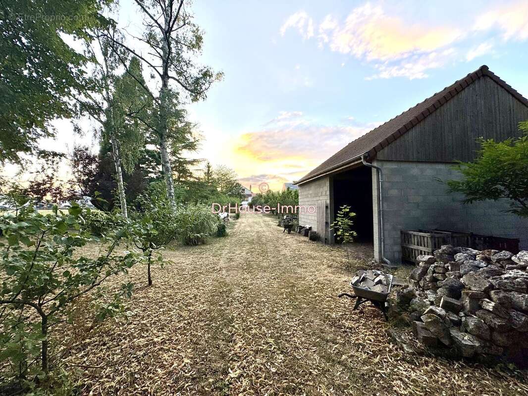 Maison à CORQUILLEROY