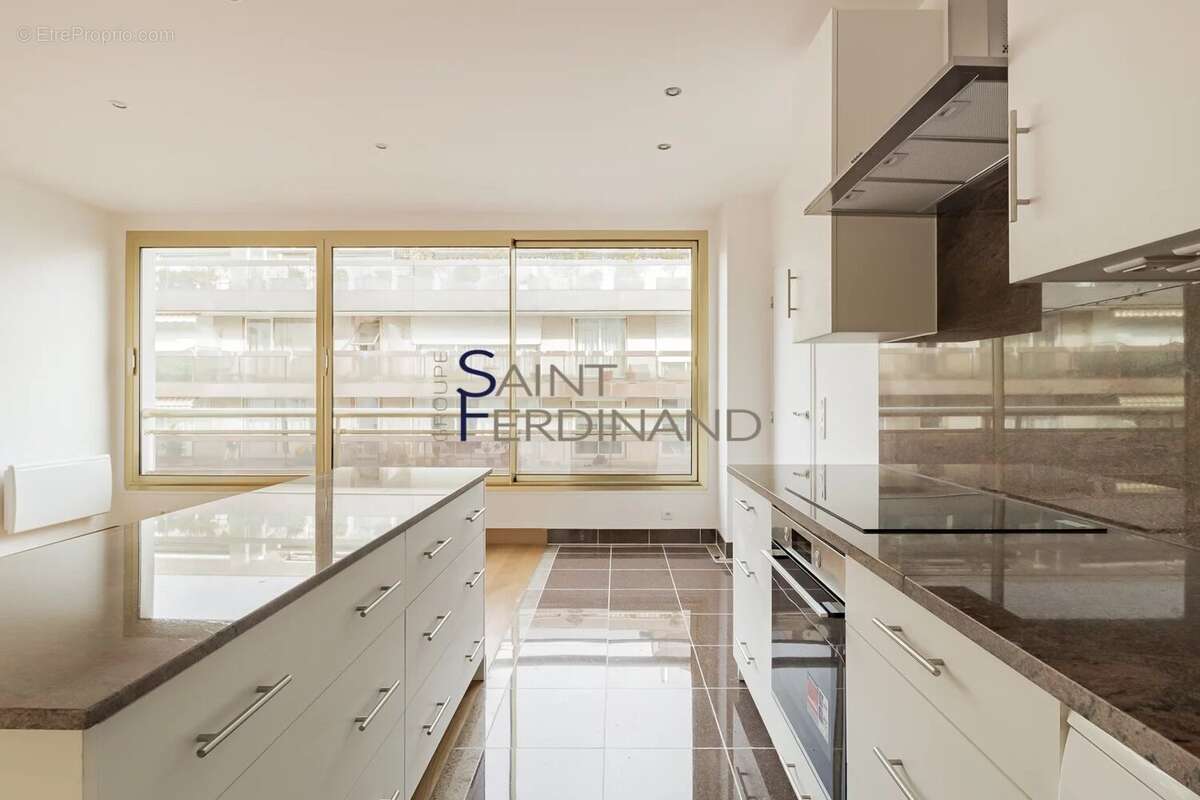 Appartement à BOULOGNE-BILLANCOURT