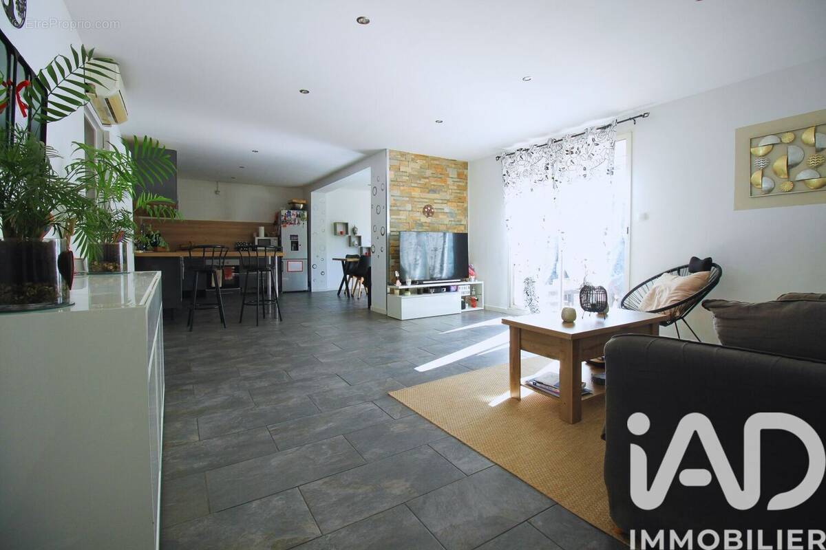 Photo 1 - Appartement à AUBAGNE