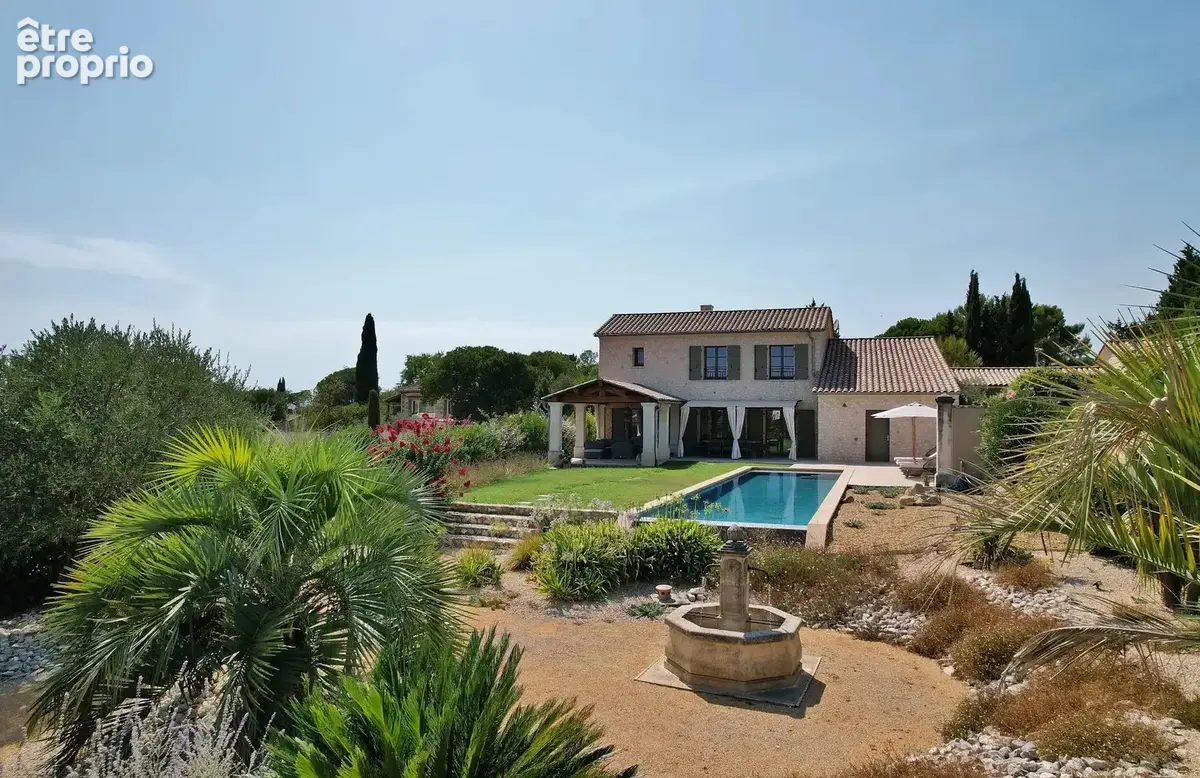 Maison à UZES
