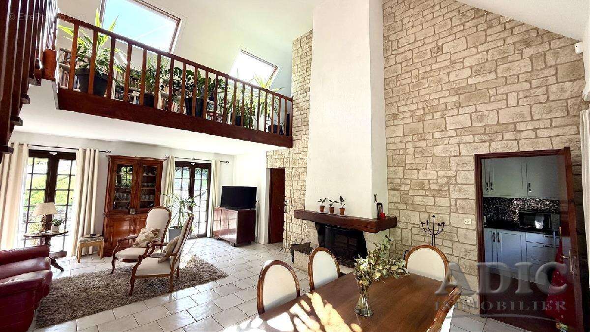 Maison 135 m² à Dammartin-En-Goele  - photo 5