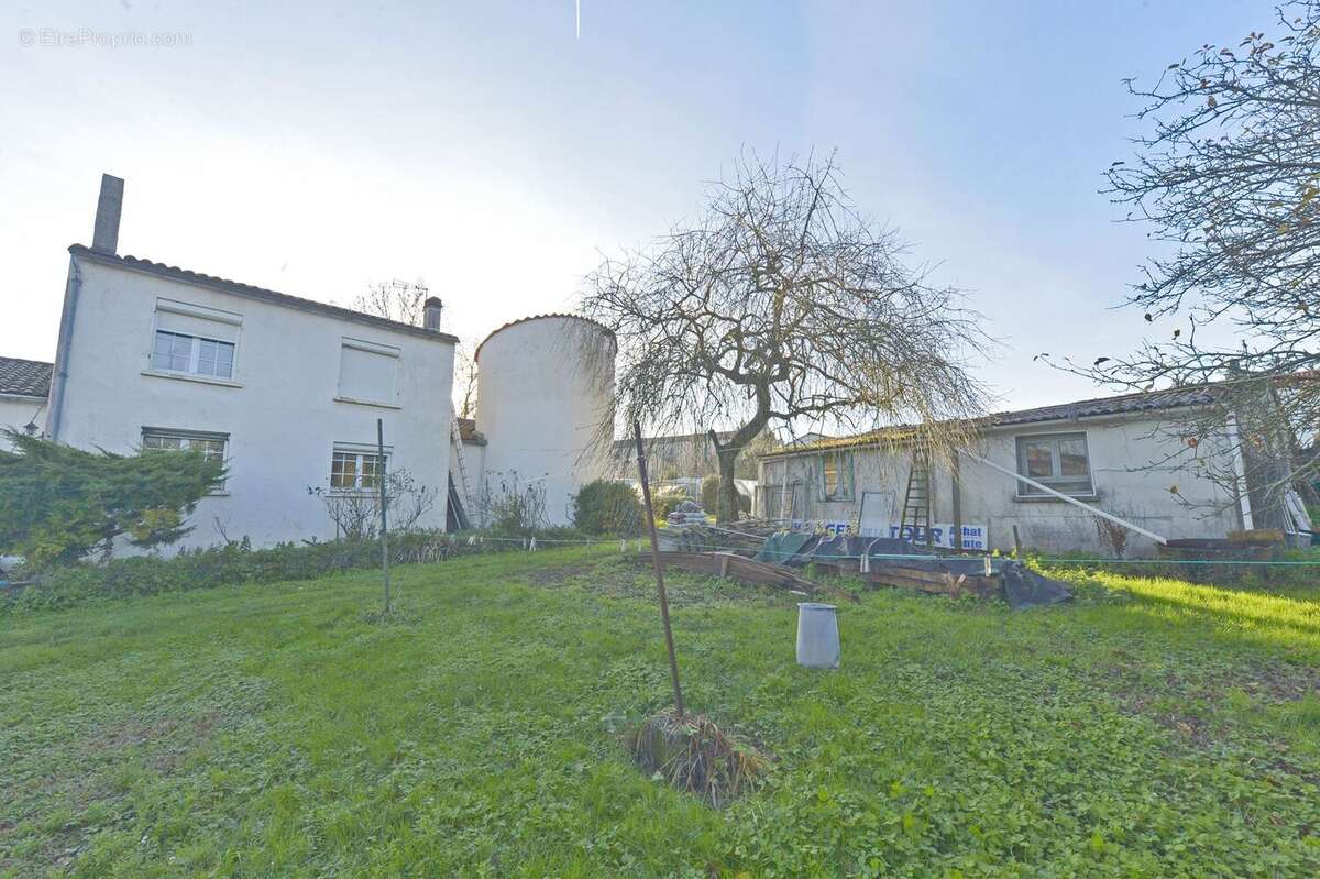 Maison 181 m² à Royan  - photo 2