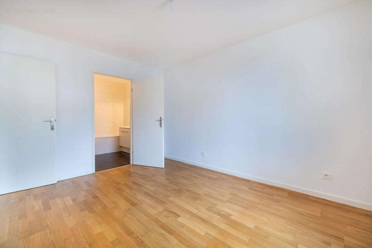 Appartement à LIMEIL-BREVANNES