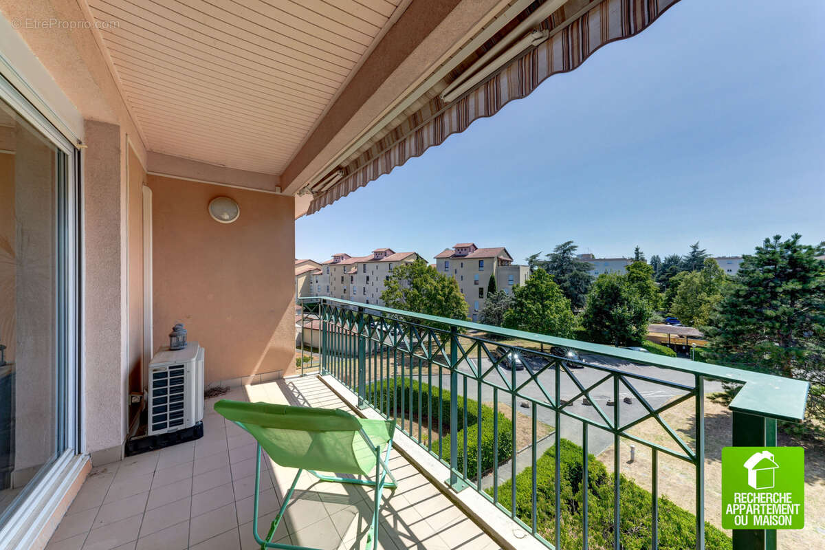 Appartement à CRAPONNE