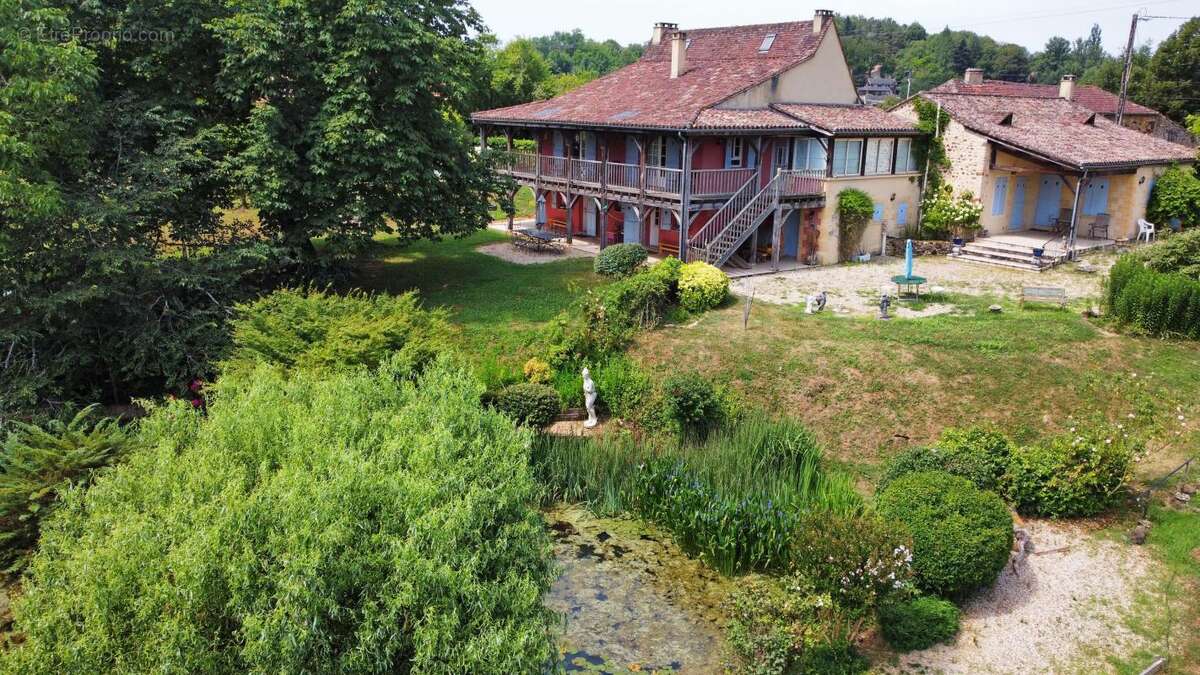 Maison à SIORAC-EN-PERIGORD