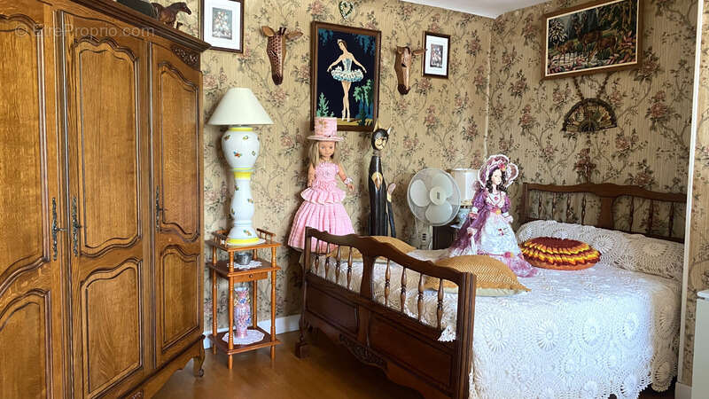 Maison 4 chambres, dépendances et double garage MASSANGIS (89) - photo 12