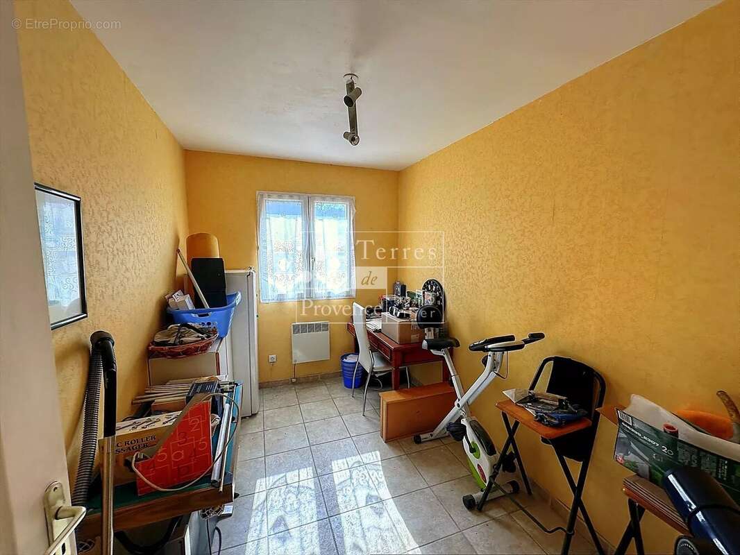 Maison à SILLANS-LA-CASCADE