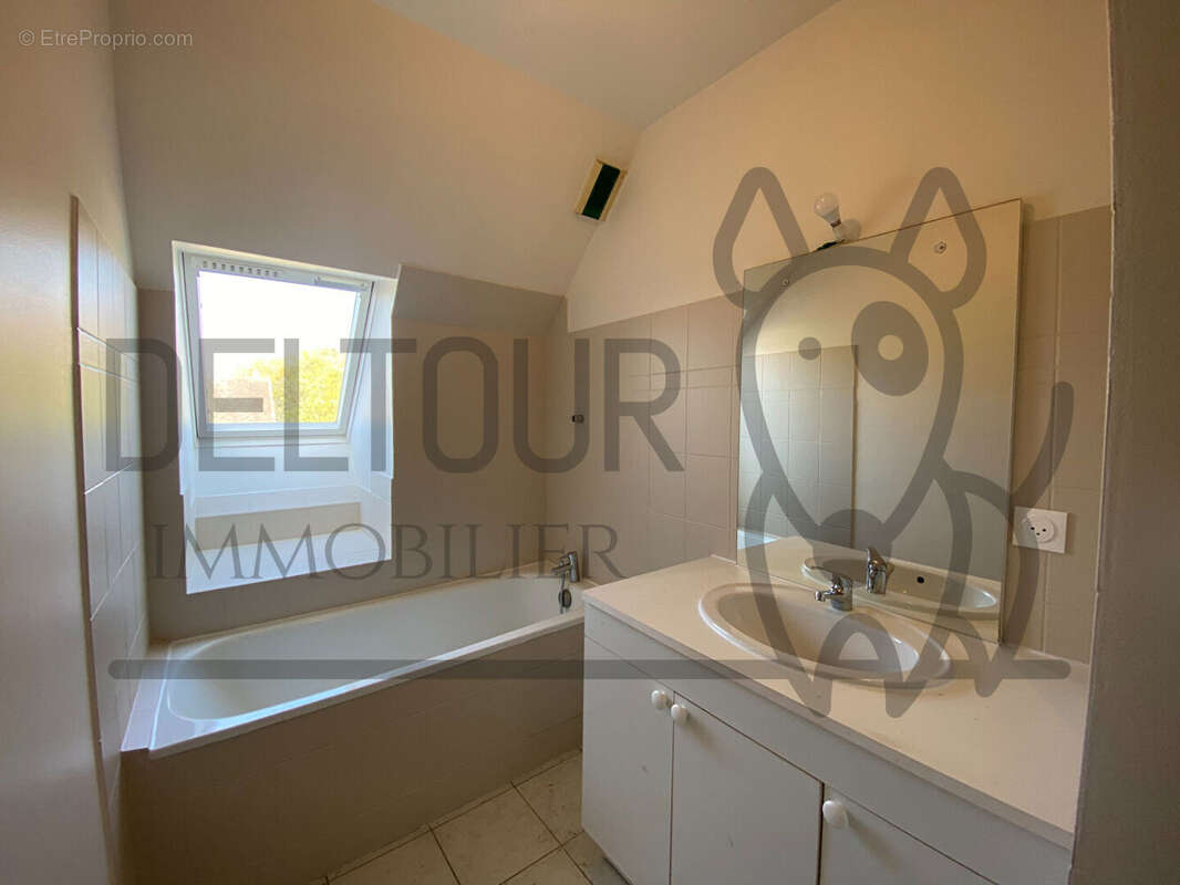 Maison à FAREMOUTIERS