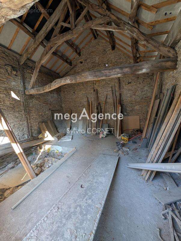 Maison à SAULT-BRENAZ