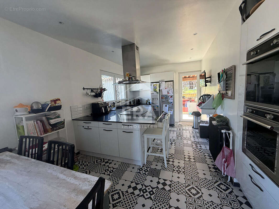 Maison 195m² à martigues - photo 12
