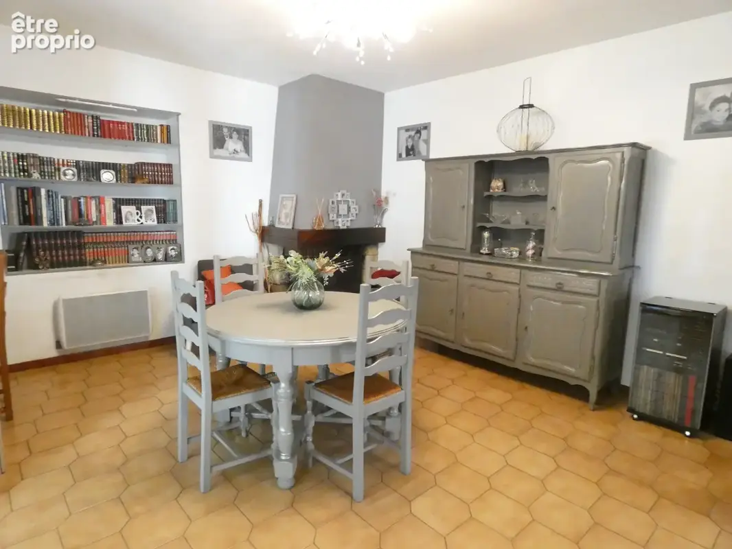 Alès , propriété deux logements sur 2200 m2 constructibles - photo 13