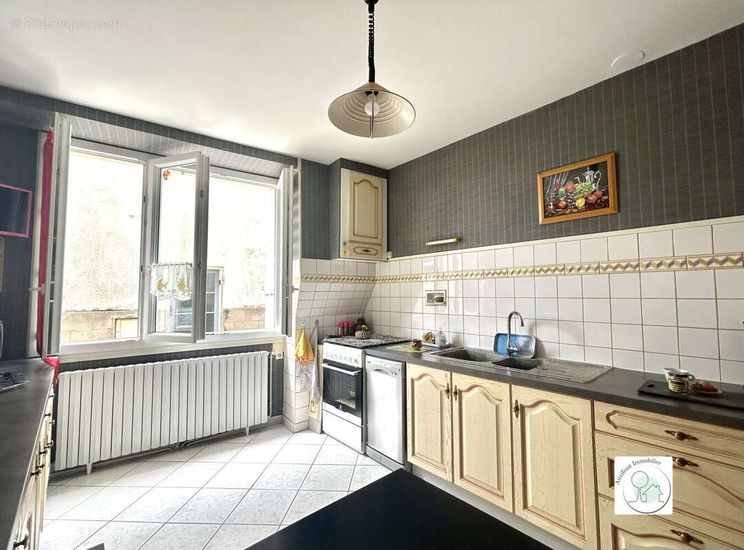 Maison à BOURG
