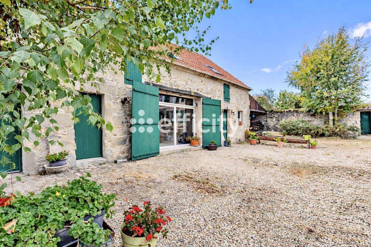 Maison à CREPY-EN-VALOIS
