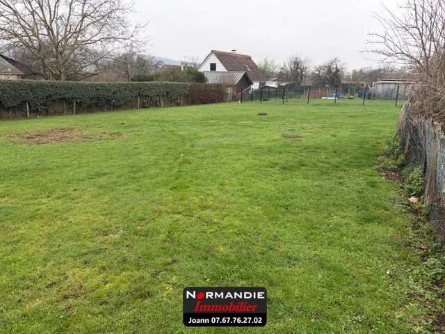 Terrain à JUMIEGES