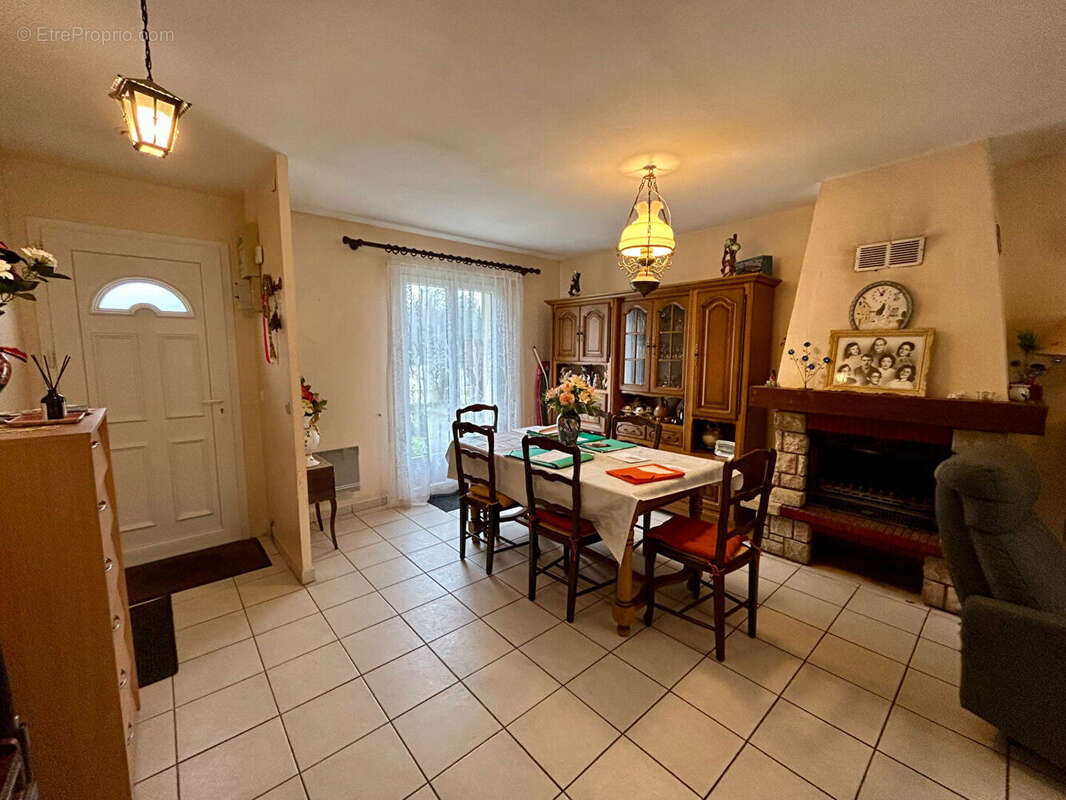 Maison à TIGY