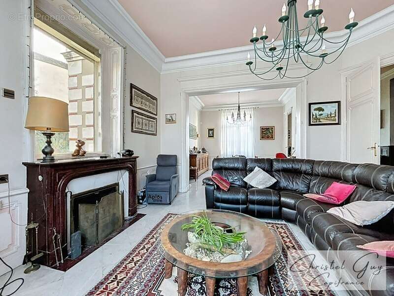 Maison à CHATEAU-DU-LOIR