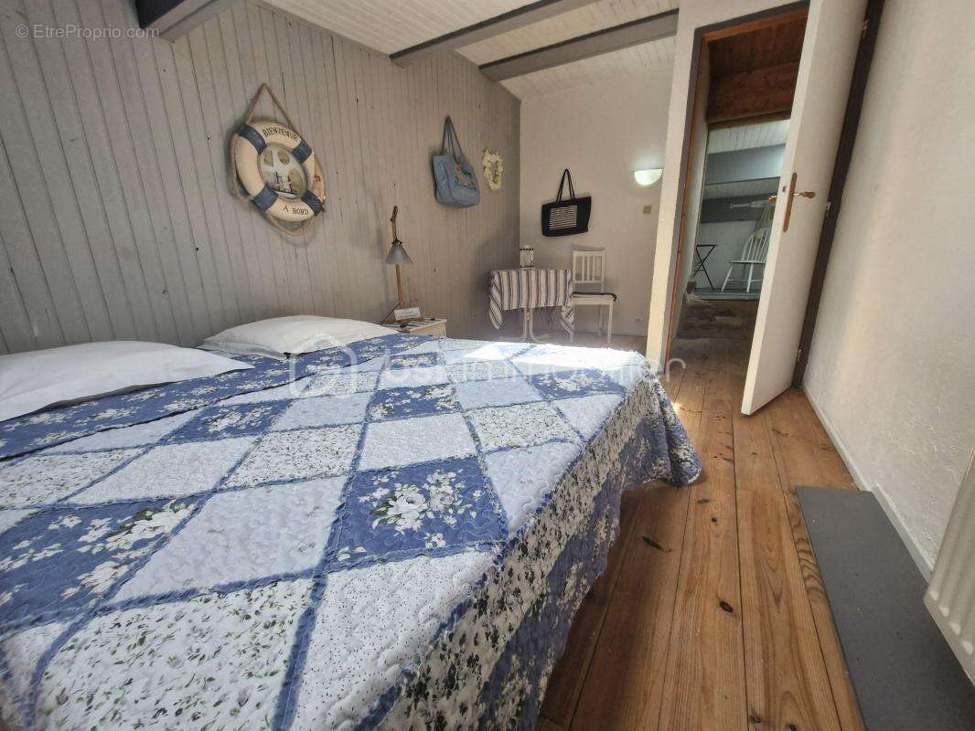 Maison à PORT-SAINTE-FOY-ET-PONCHAPT