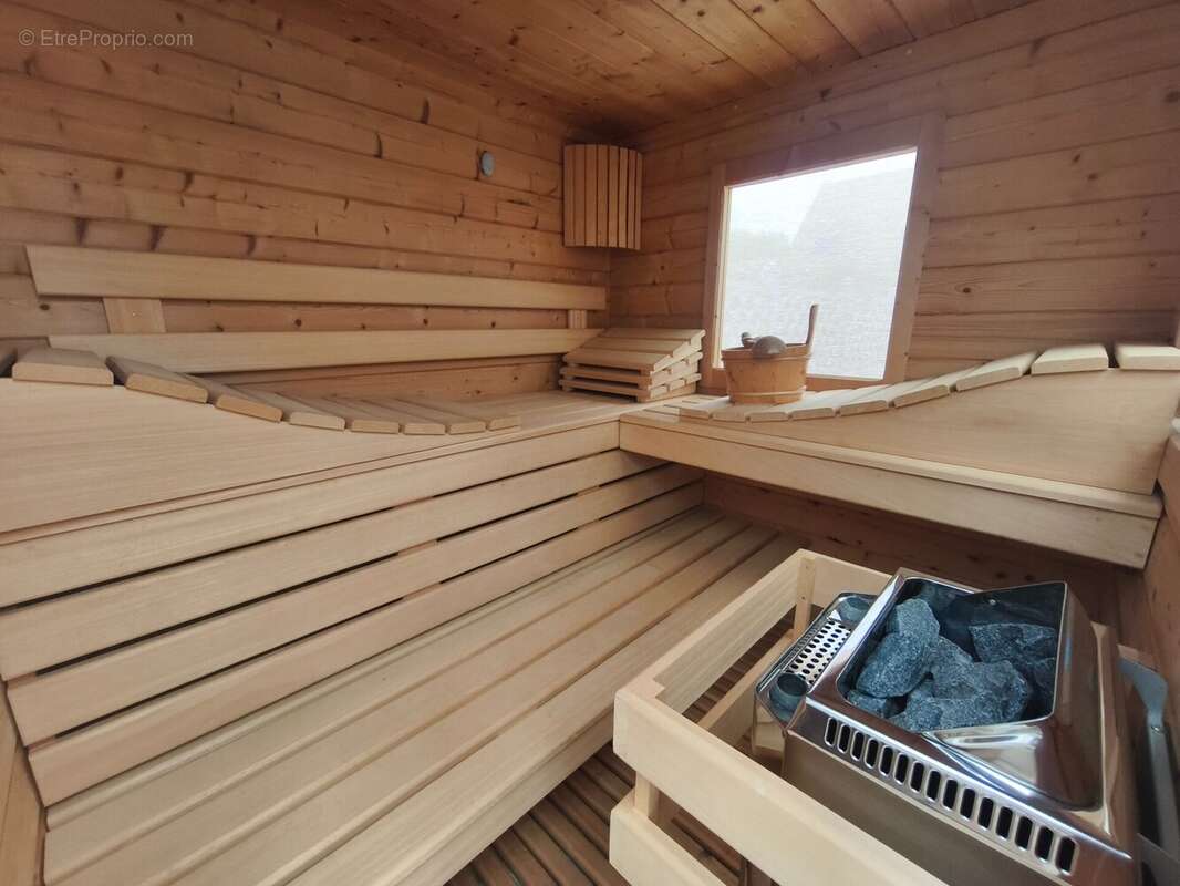 Maison à MONTIGNY-EN-GOHELLE