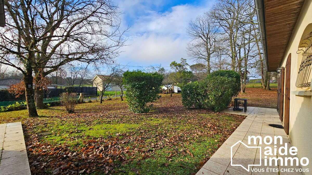 Maison à FARGUES-SAINT-HILAIRE