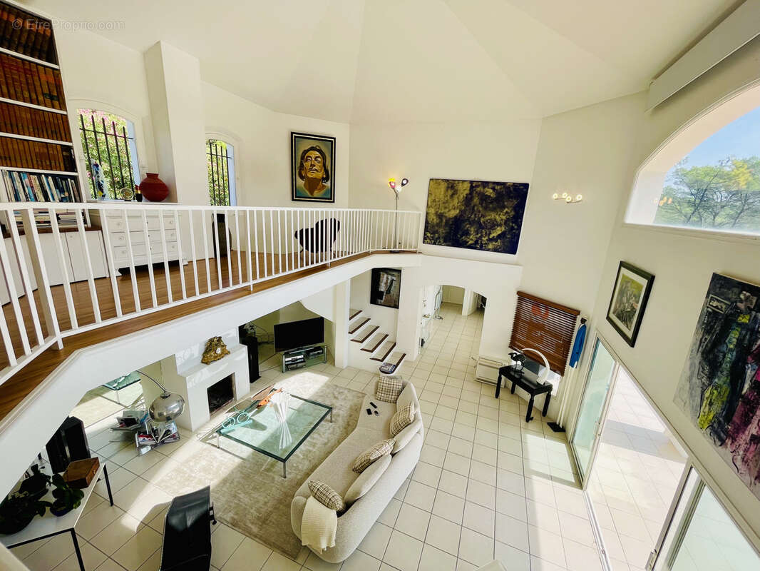 Maison à MOUGINS