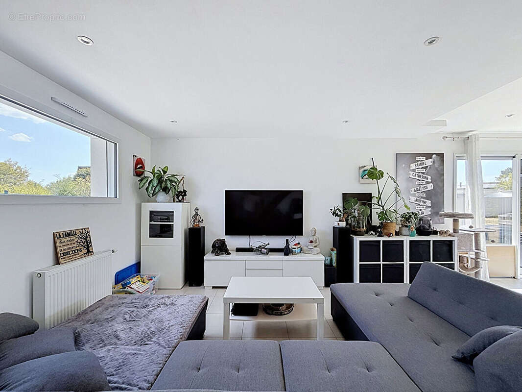 Vente maison t4 de 95m² - lauzach - photo 2