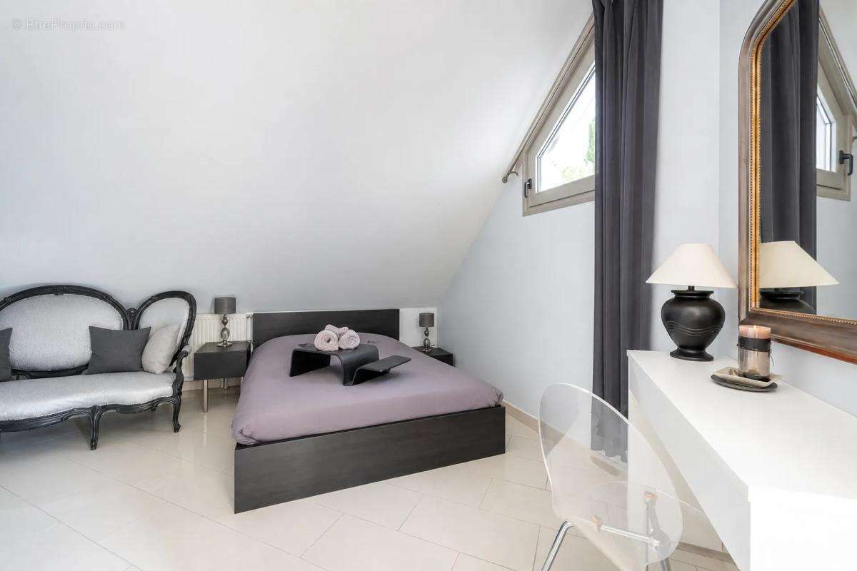 Maison d'architecte exceptionnelle, piscine et parc - photo 18
