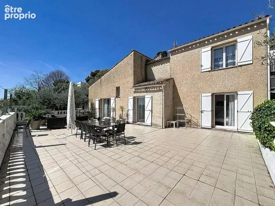 Nice – Villa avec vue mer, piscine et environnement calme - photo 9