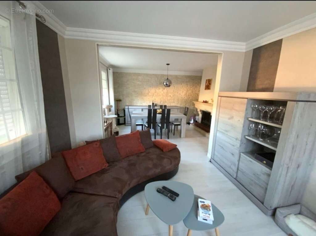 Maison à LE CREUSOT