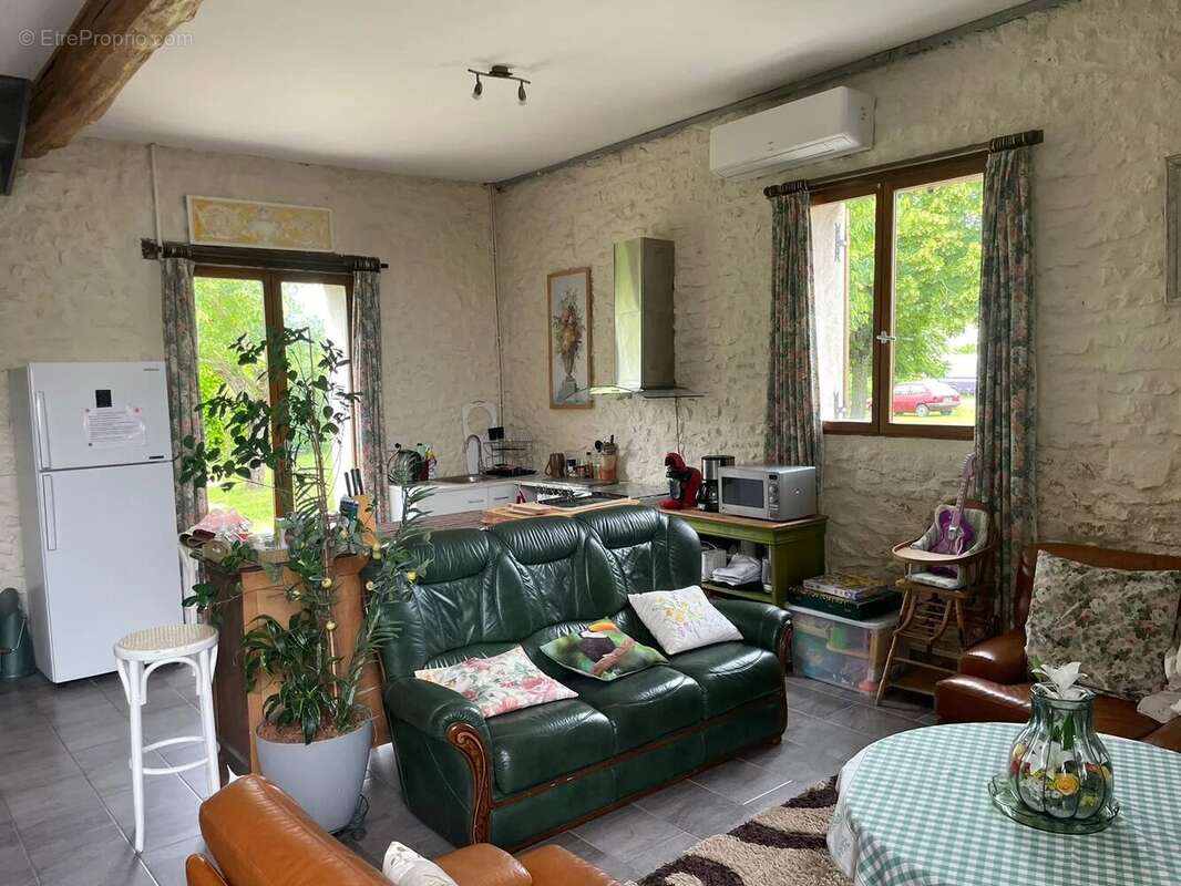 Longère 213 m² avec gite indépendant - photo 3