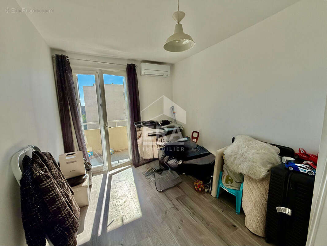 Appartement à SEPTEMES-LES-VALLONS