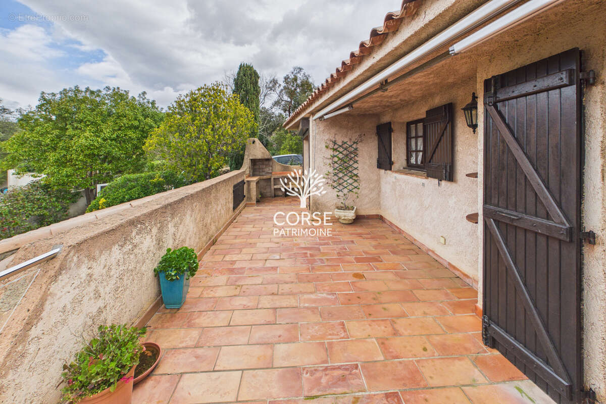 Maison à PORTO-VECCHIO