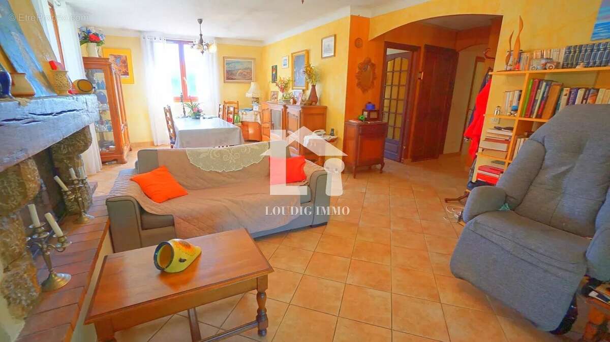 Maison à PEYMEINADE