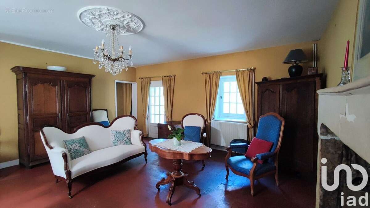 Photo 7 - Maison à MOULT