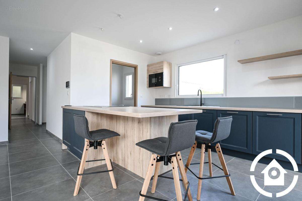 Maison de plain-pied construite en 2024 - photo 4