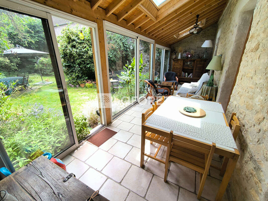 Maison à ROSNY-SUR-SEINE